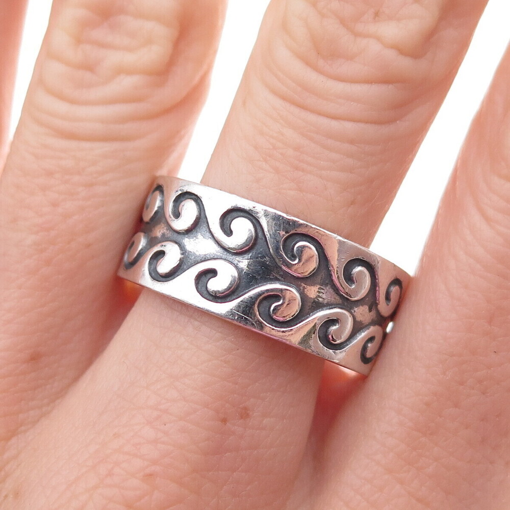 925 Sterling Silver Vintage Heart Ornate Oxidized Band Ring Size 13